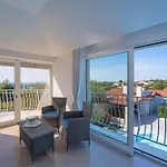 Lavanda Allegra In - Haus Fuer 6-8 Personen Villa *