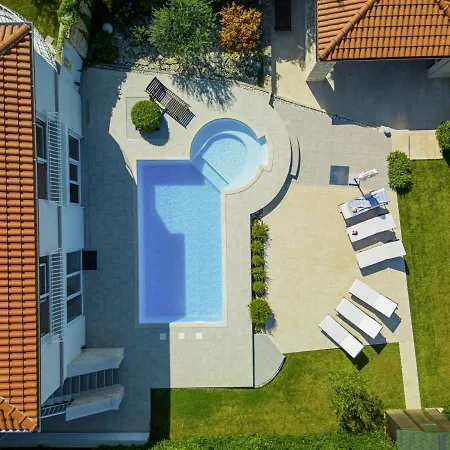 Villa Lavanda Allegra In - Haus Fuer 6-8 Personen *