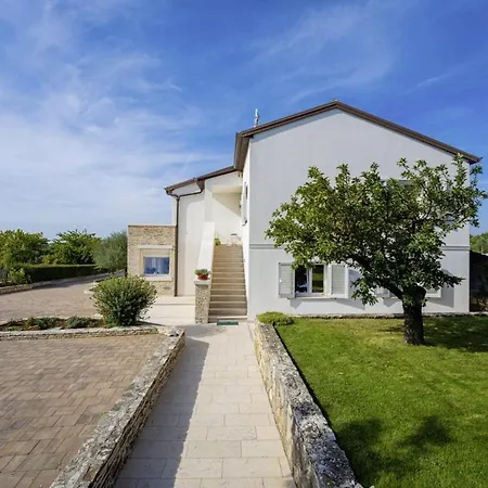 Villa Lavanda Allegra In - Haus Fuer 6-8 Personen Kanfanar