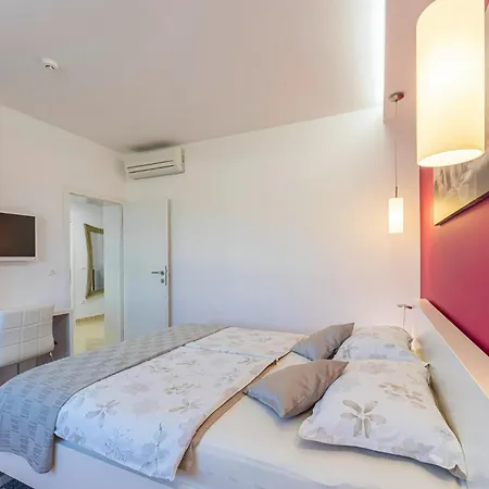 Villa Lavanda Allegra In - Haus Für 6-8 Personen Kanfanar