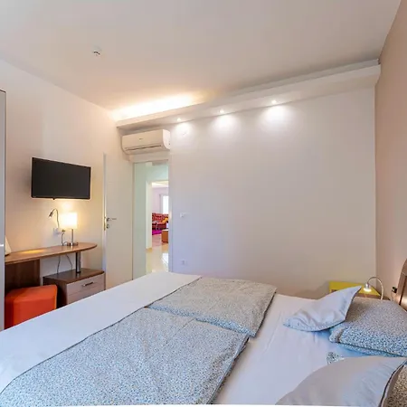 Villa Lavanda Allegra In - Haus Für 6-8 Personen *