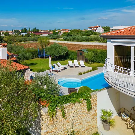 Villa Lavanda Allegra In - Haus Fuer 6-8 Personen
