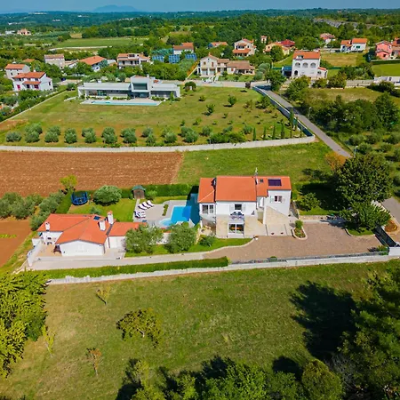 Lavanda Allegra In - Haus Für 6-8 Personen *